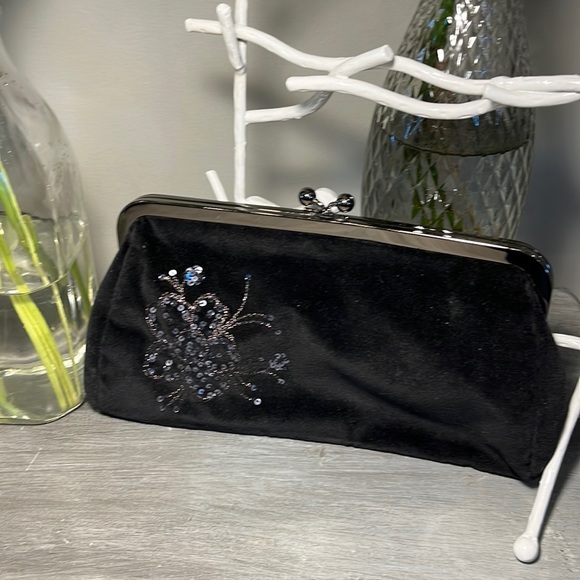 EXPRESS Black Velvet and Sequin Clutch Purse Evening Bag - Picture 1 of 5